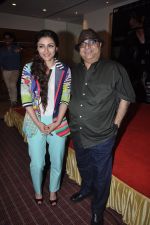 Soha Ali Khan, Rajkumar Santoshi at film Chaarfutiya Chhokare meet in Raheja Classique, Mumbai on 18th June 2014
